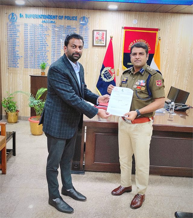 Receiving Award of Appreciation from ADGP Jammu Sh Anand Jain IPS