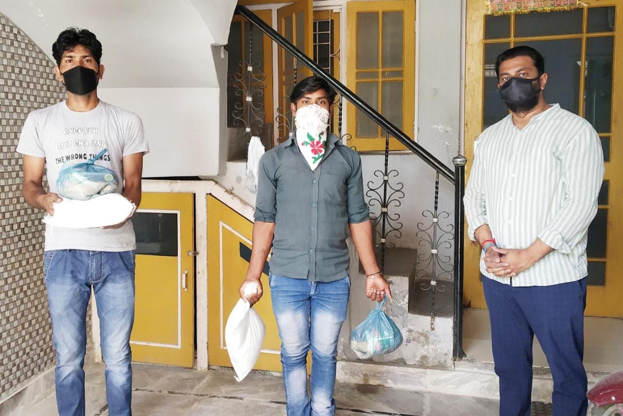 Samvedna Society volunteers distributing ration kits to needy families during the Covid-19 lockdown in Jammu