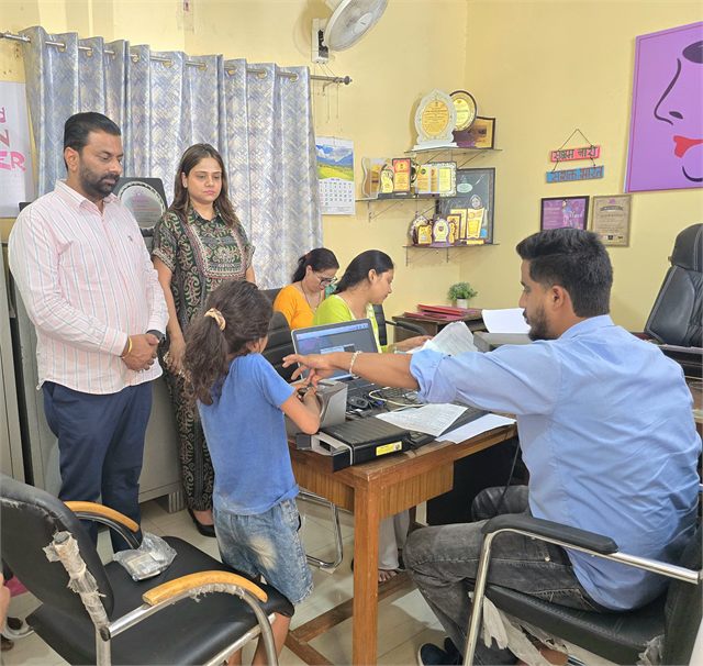 Aadhaar Camp for Beggars Children