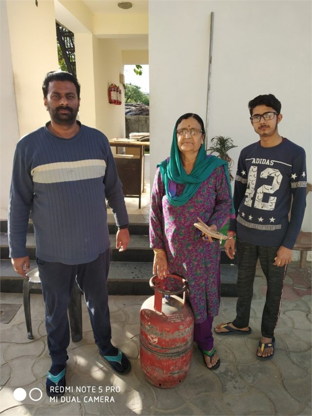 Providing Ration to the Needy during Covid19