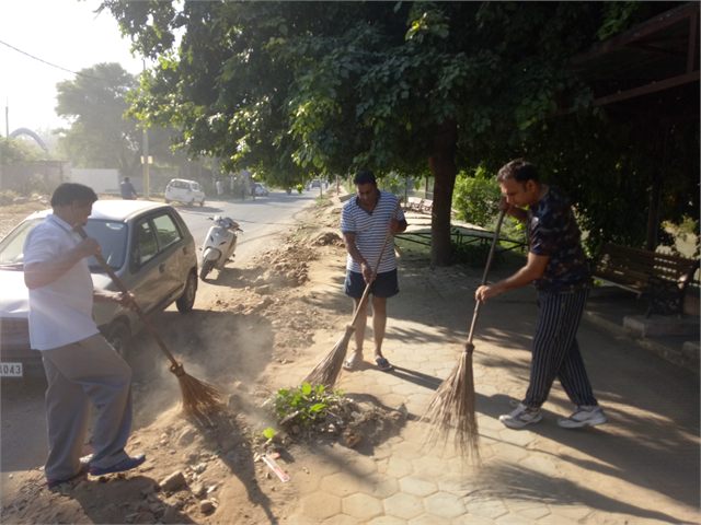 Swachhta Programme at Shakti Nagar Cremation Groun